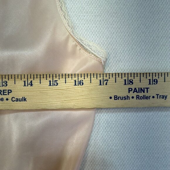 Vtg Barbizon Satin Remarque Womens Lace Chemise Medium Pale Pink Lace - Picture 8 of 14